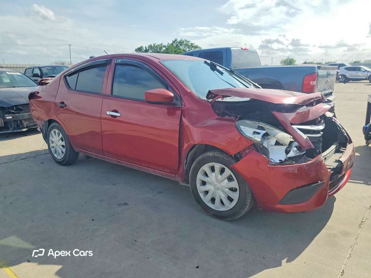 Nissan Versa 2019
