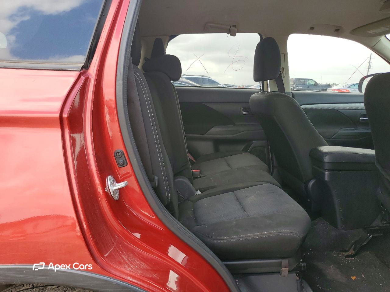 Mitsubishi Outlander 2016