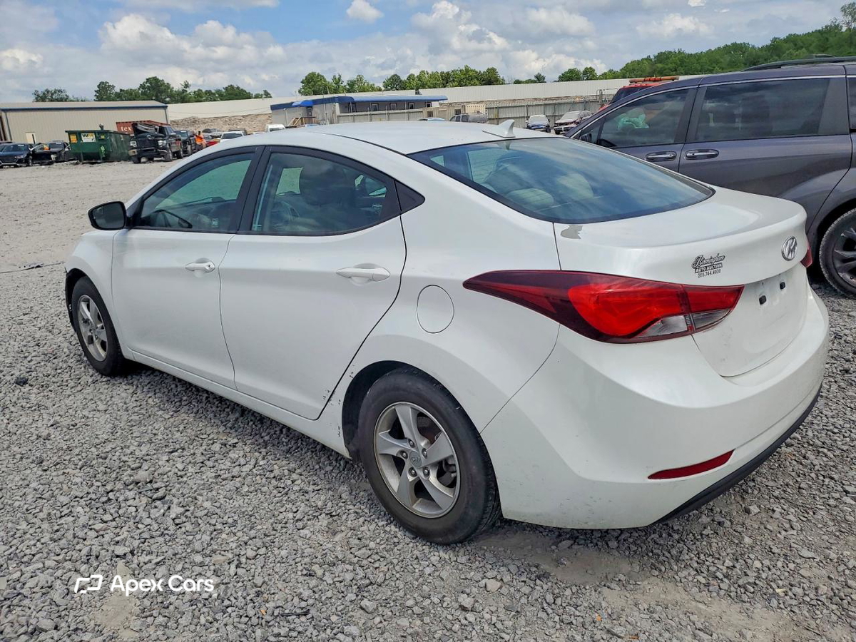 Hyundai Elantra 2015