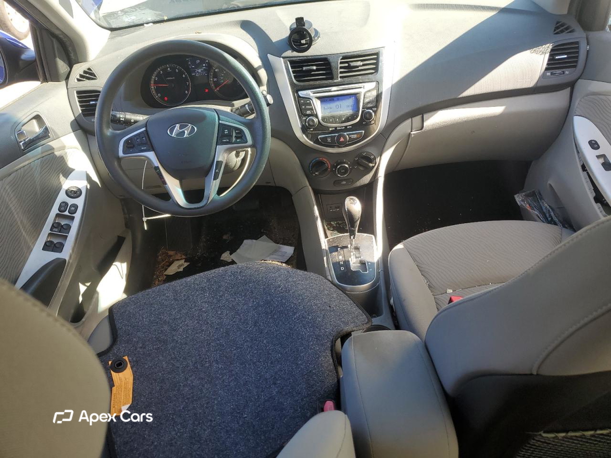 Hyundai Accent 2012