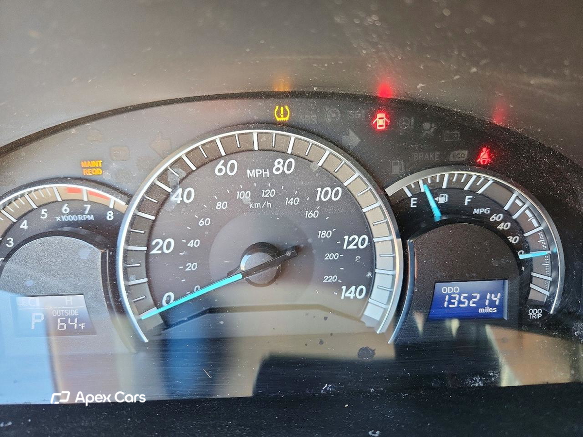 Toyota Camry 2012