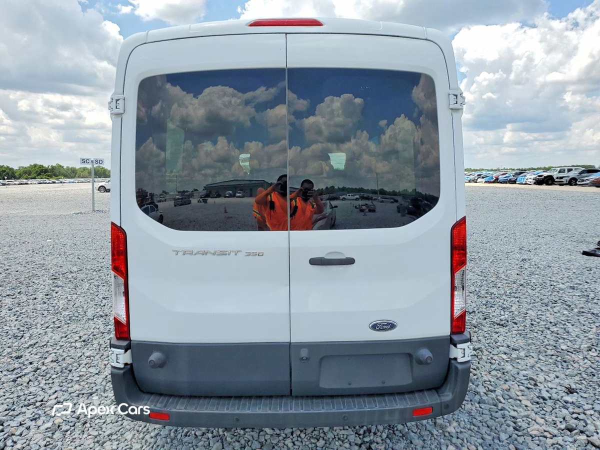Ford Transit 2016