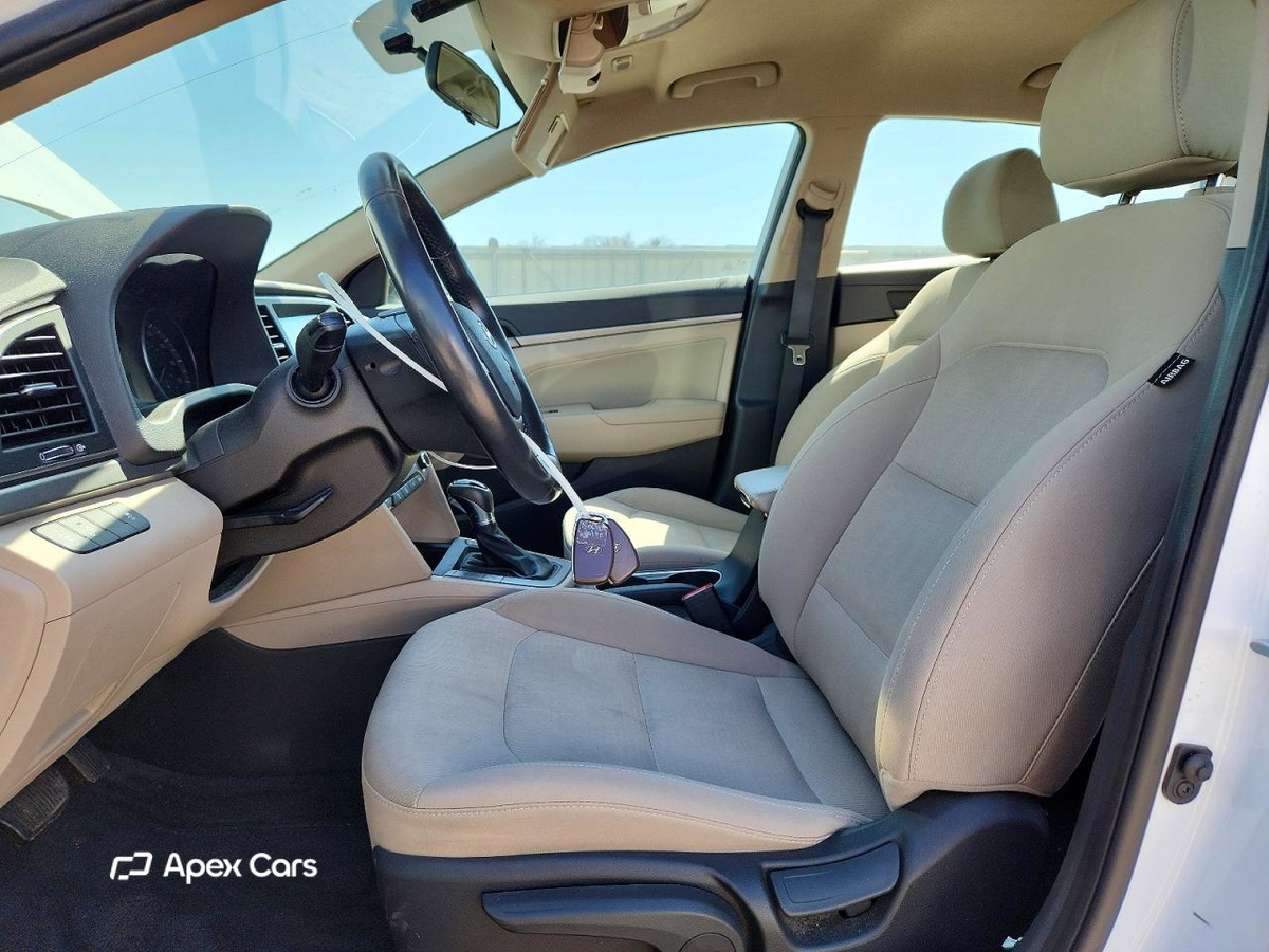 Hyundai Elantra 2017