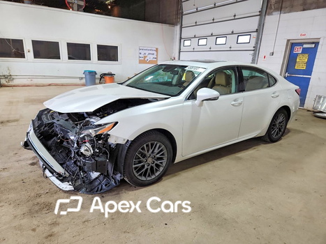 Lexus ES 2018 - Image 1 of 13