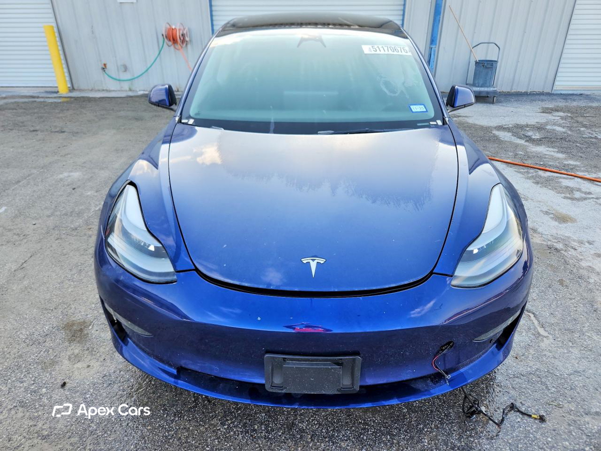 Tesla Model 3 2022