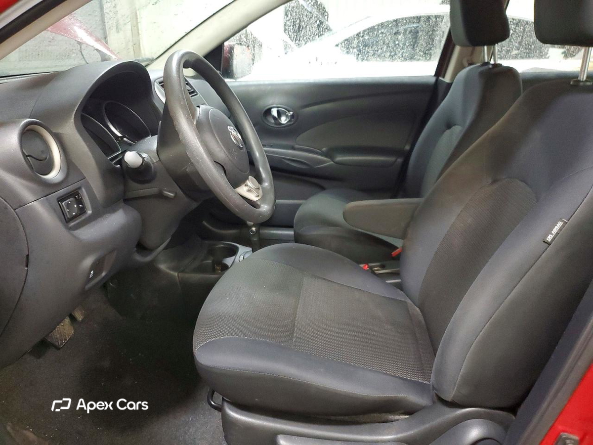 Nissan Versa 2013