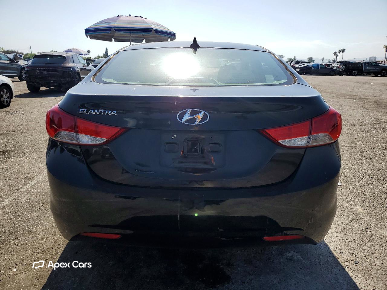 Hyundai Elantra 2012