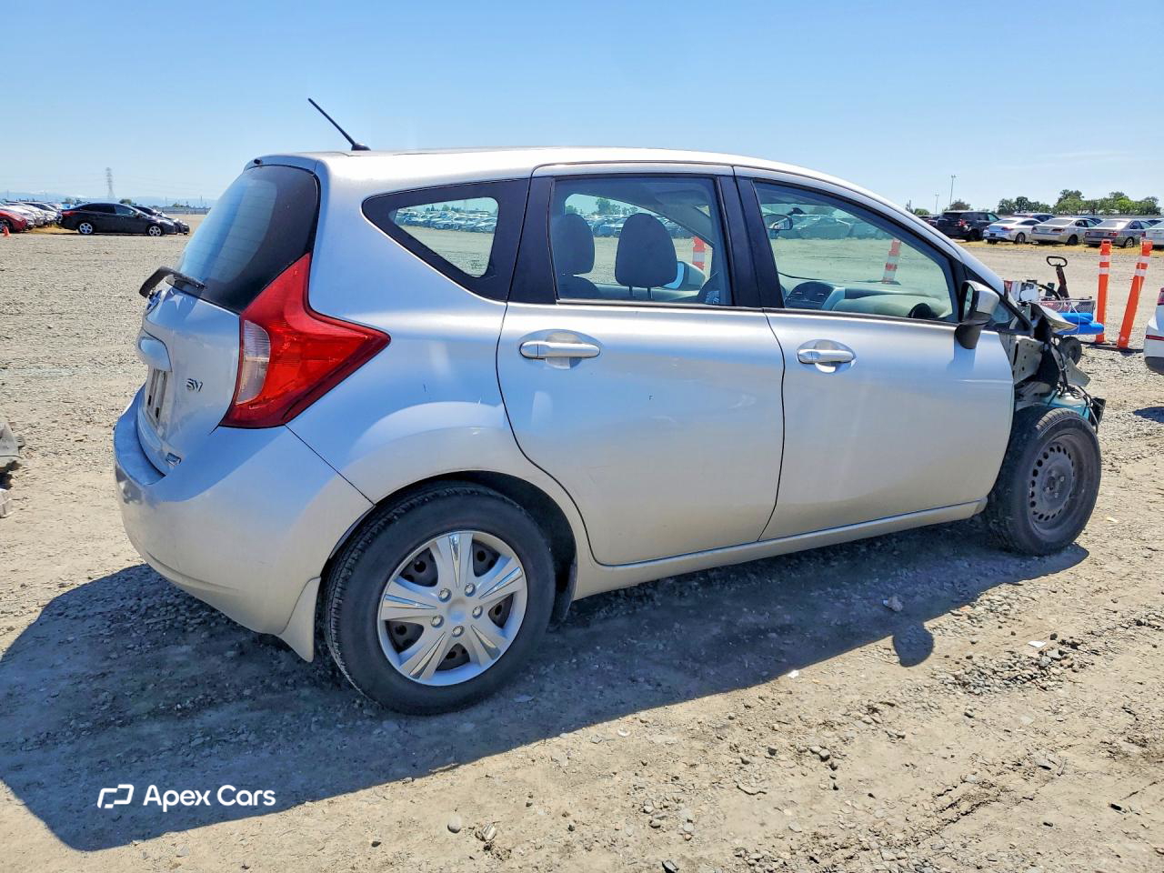 Nissan Versa 2015