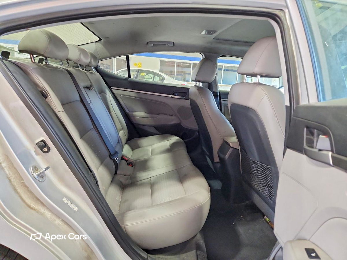Hyundai Elantra 2017