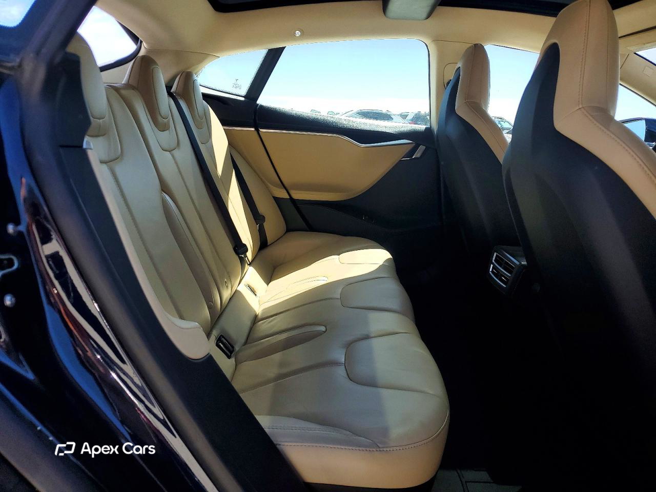 Tesla Model S 2013