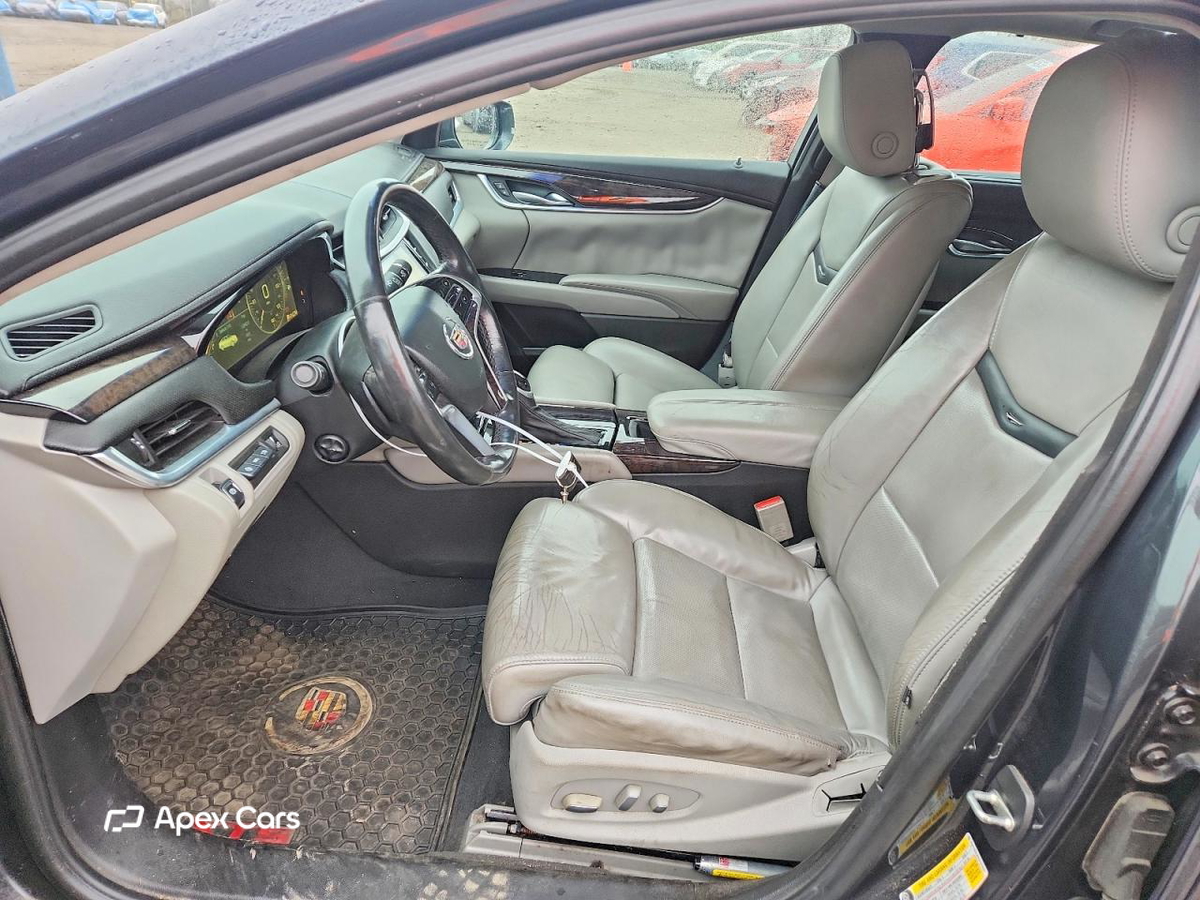 Cadillac XTS 2013