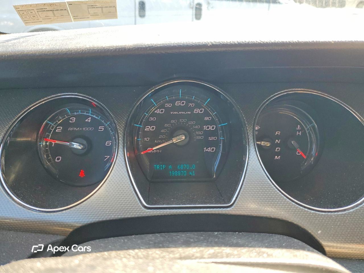 Ford Taurus 2011