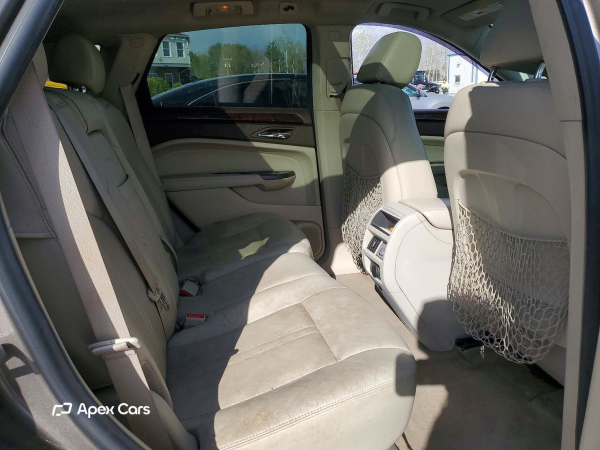 Cadillac SRX 2012