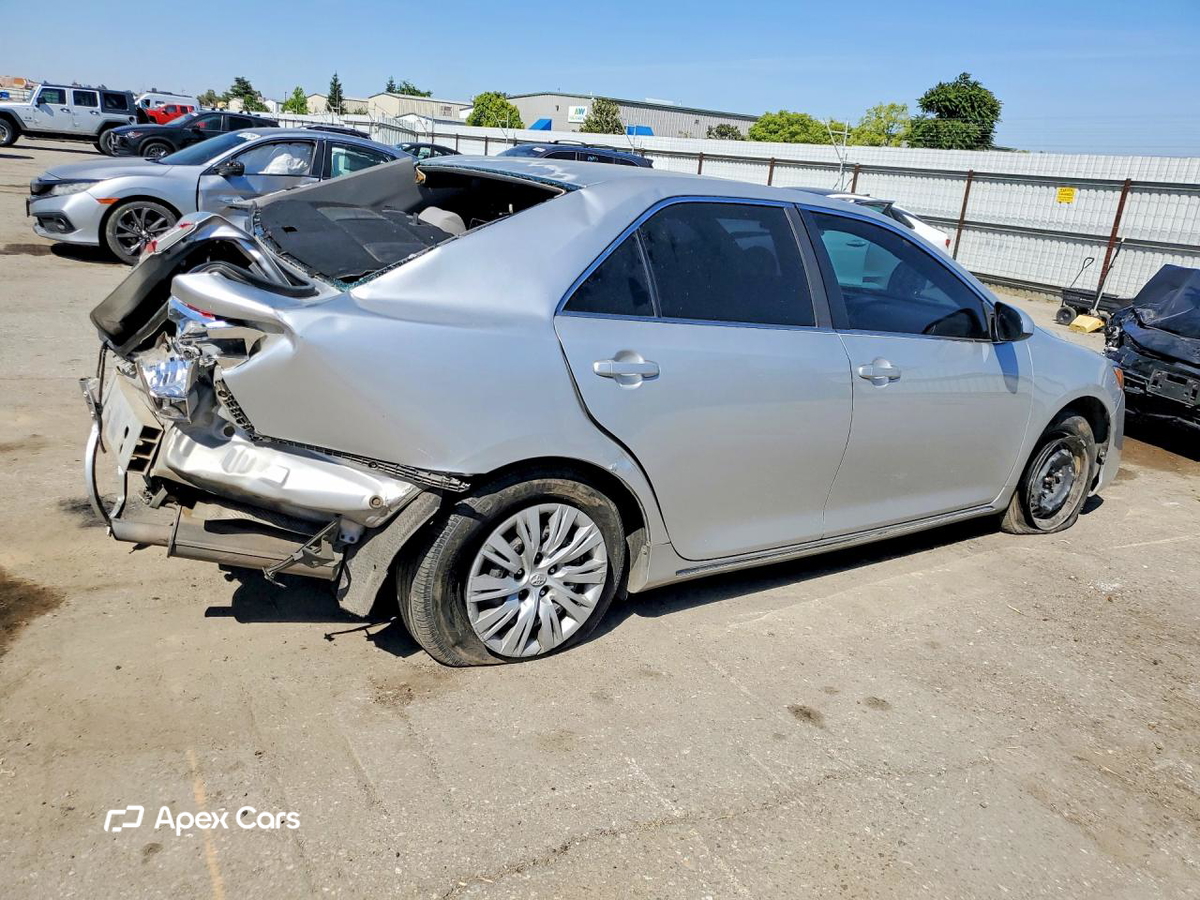 Toyota Camry 2012