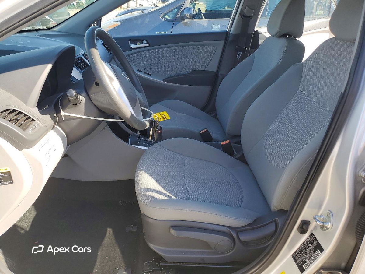 Hyundai Accent 2014
