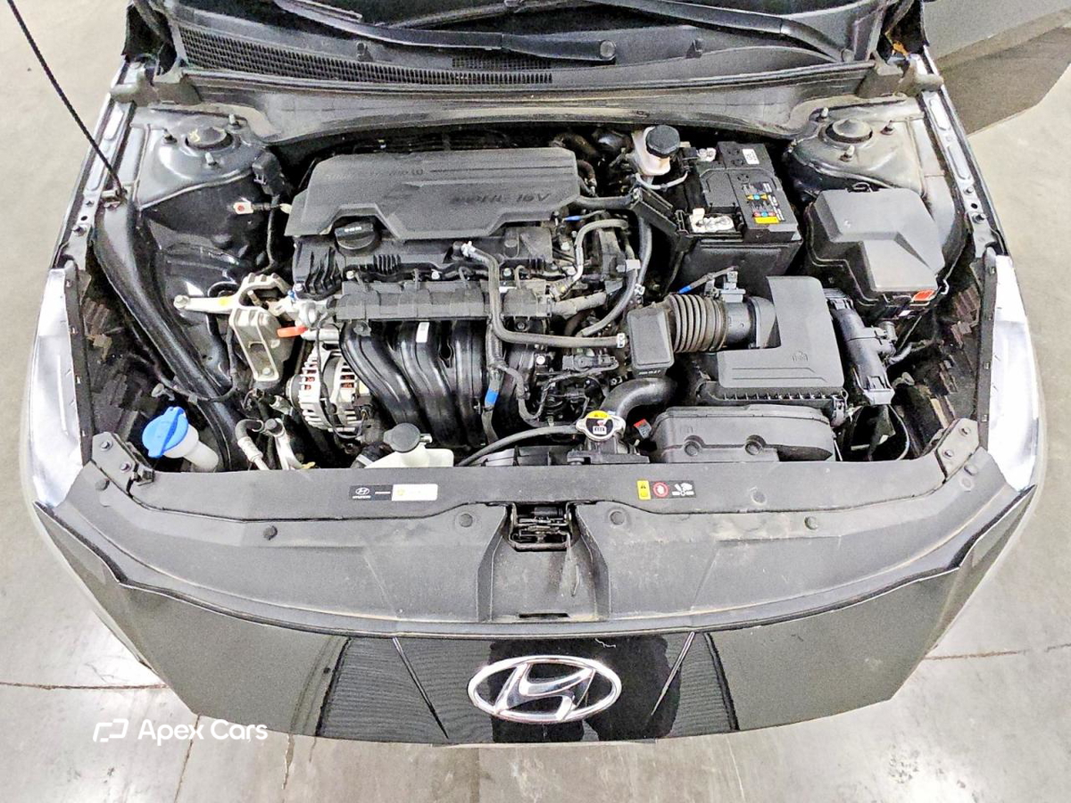 Hyundai Elantra 2023