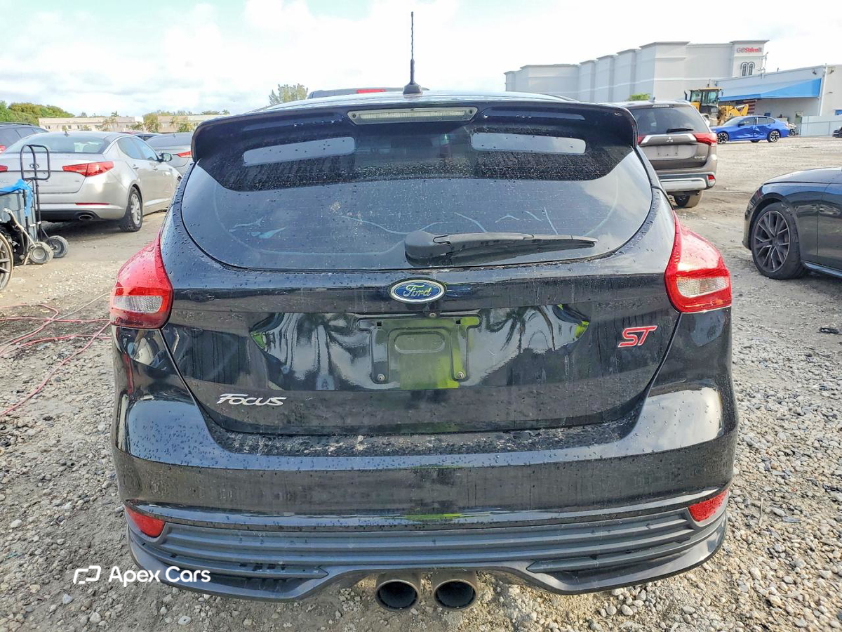 Ford Focus 2016