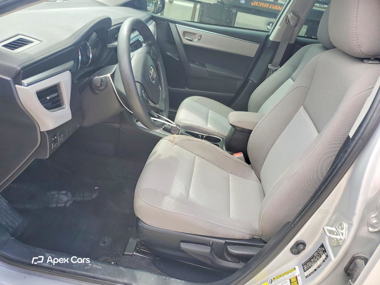 Toyota Corolla 2015