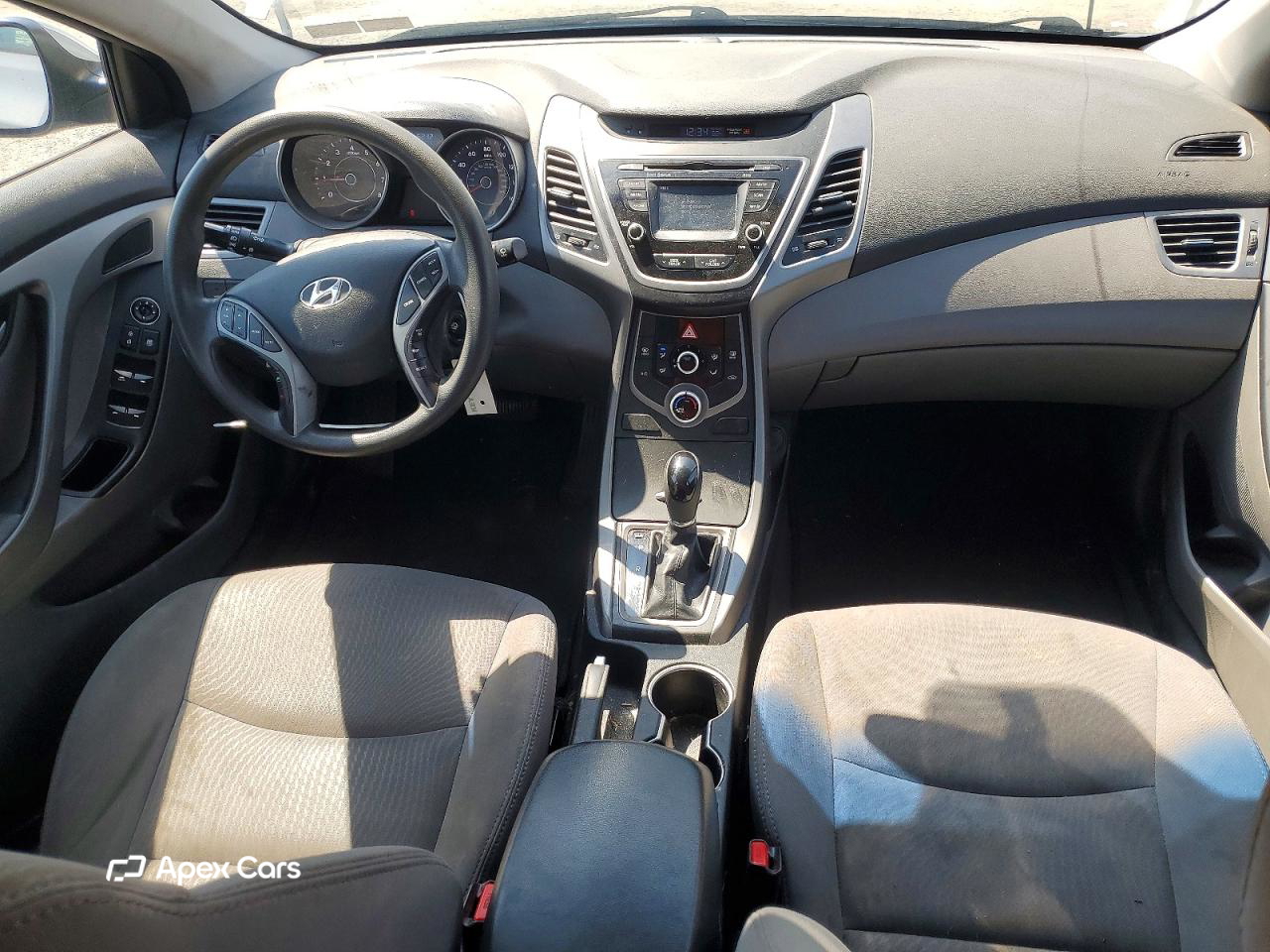 Hyundai Elantra 2015