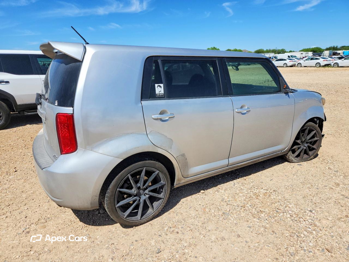 Scion xB 2010