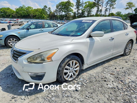 Nissan Altima 2014 - Image 1 of 12