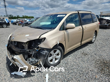 Toyota Sienna 2012 - Image 1 of 13