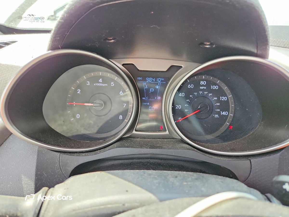 Hyundai Veloster 2013