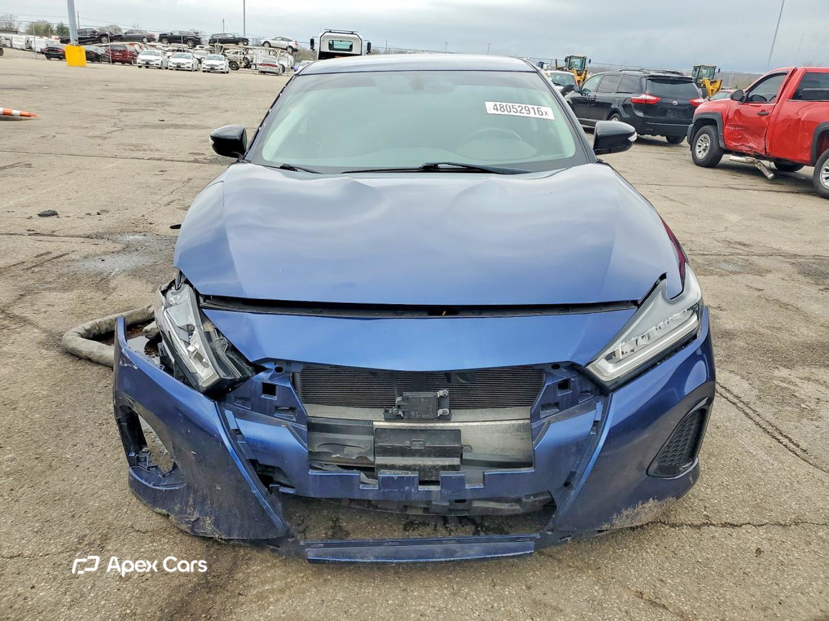 Nissan Maxima 2019