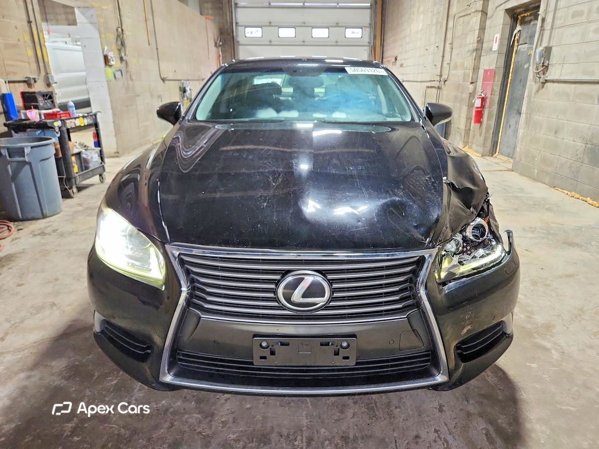 Lexus LS 2015