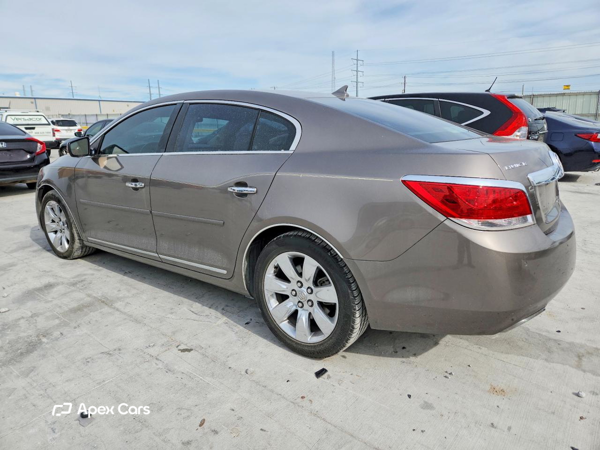 Buick LaCrosse 2011