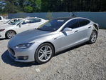 Tesla Model S 2015