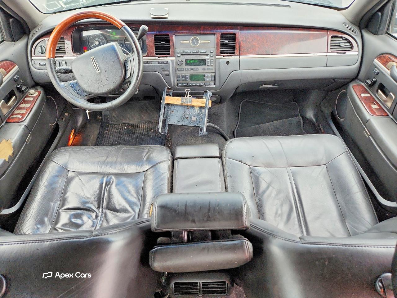 Lincoln Town Car 2010