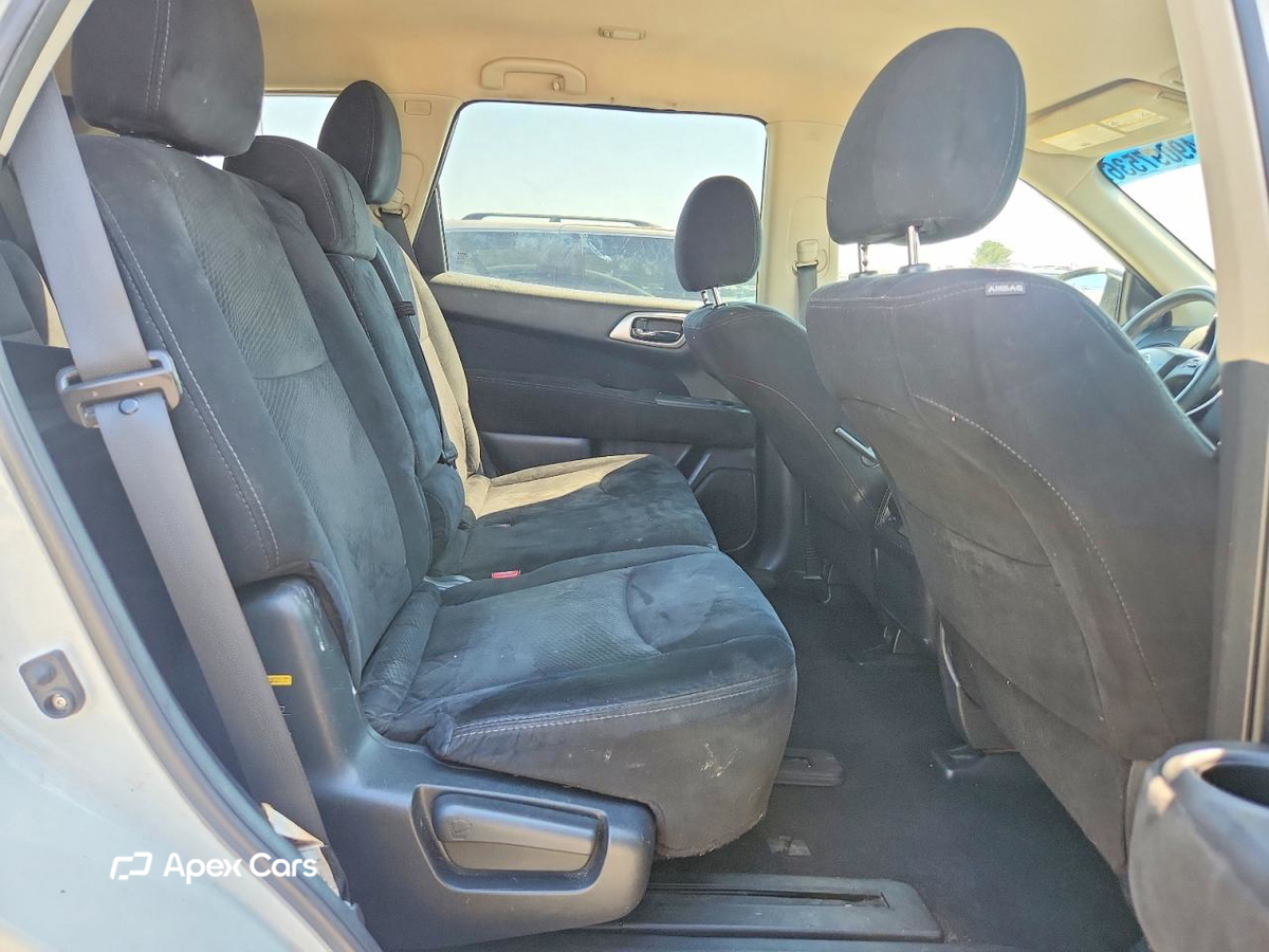 Nissan Pathfinder 2015