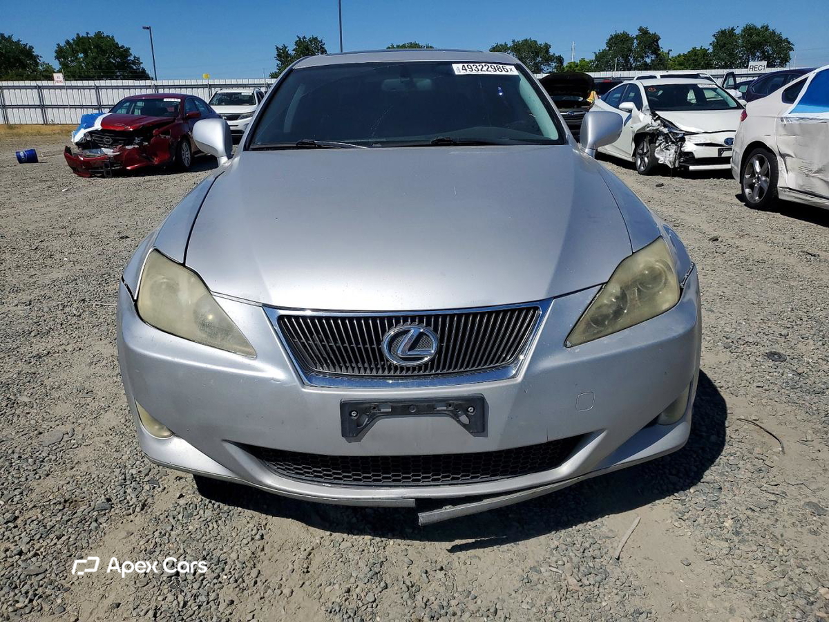 Lexus IS 2006