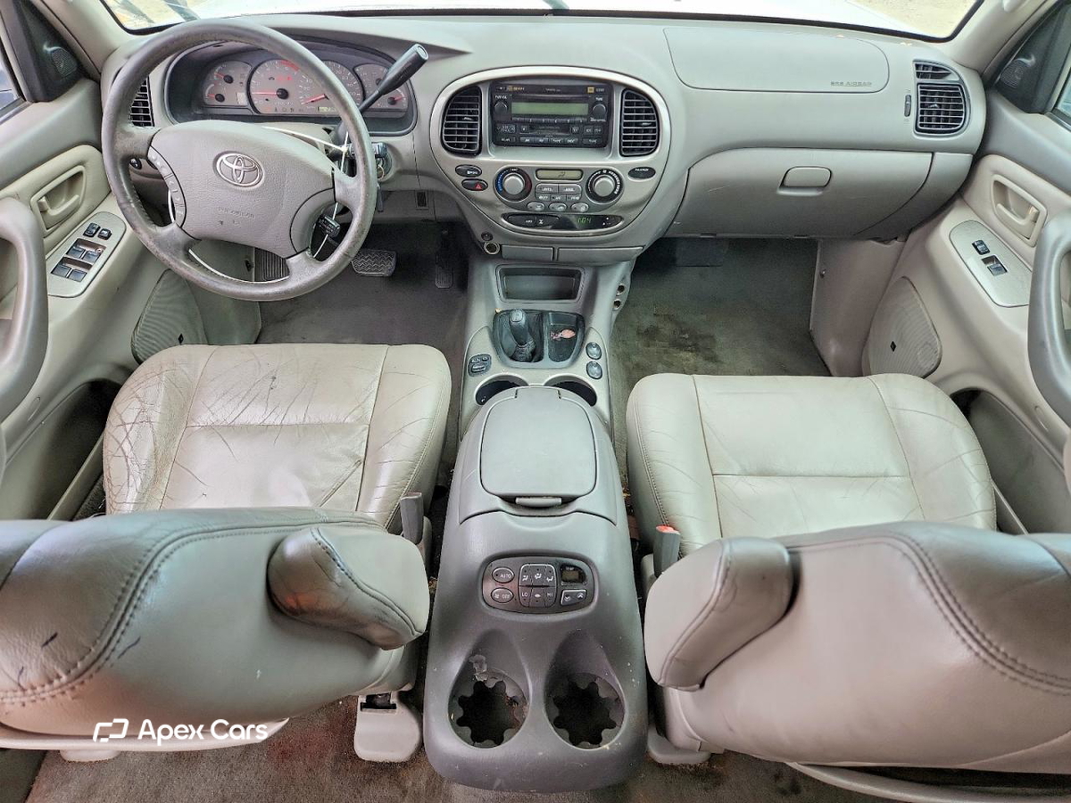 Toyota Sequoia 2003