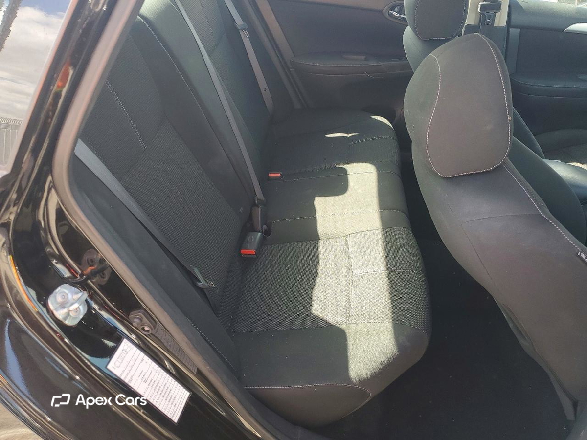 Nissan Sentra 2018