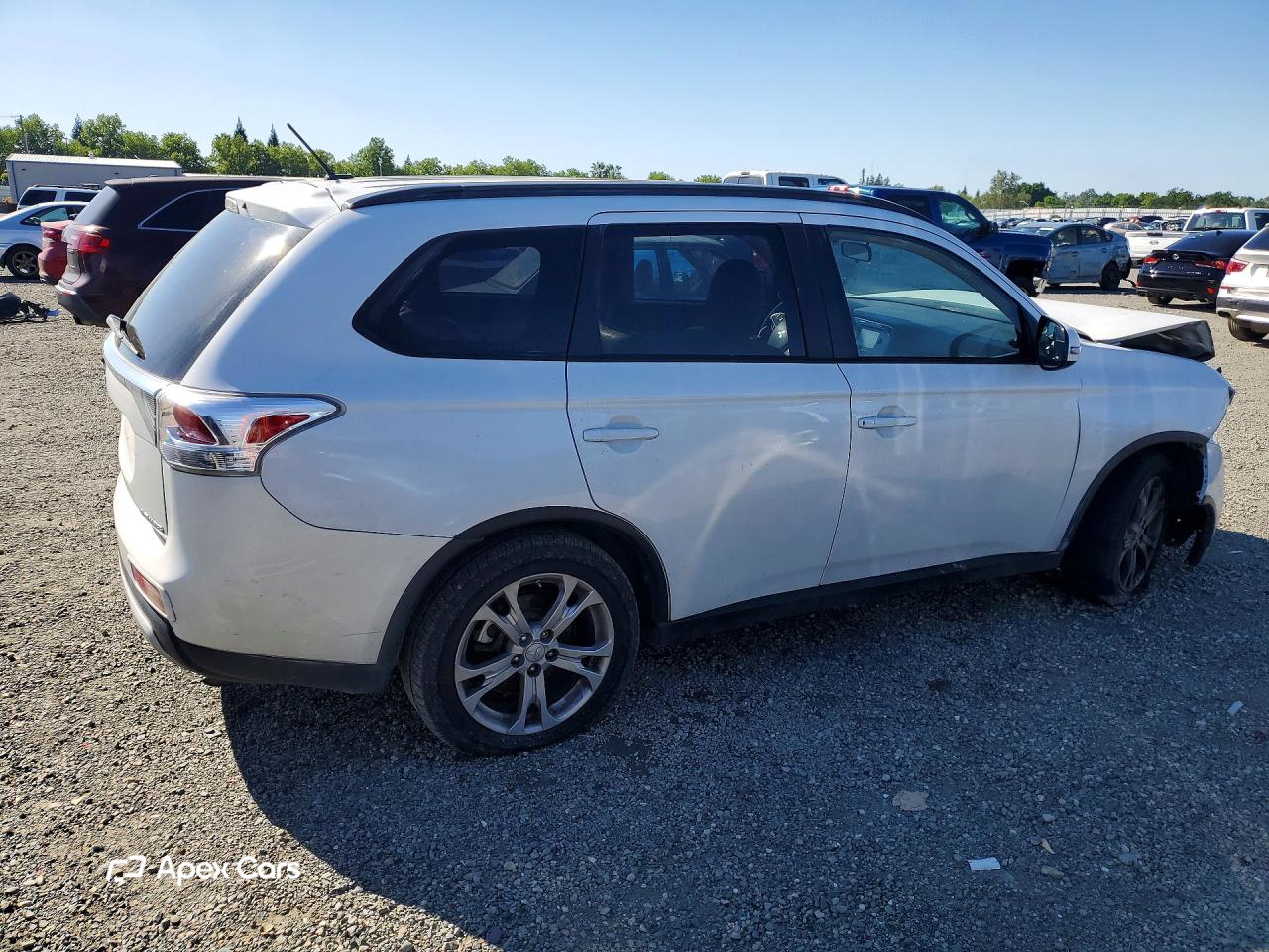 Mitsubishi Outlander 2015