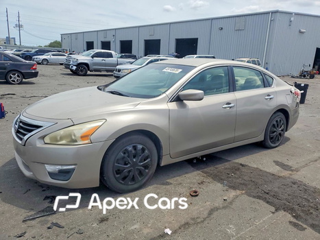 Nissan Altima 2014 - Image 1 of 12