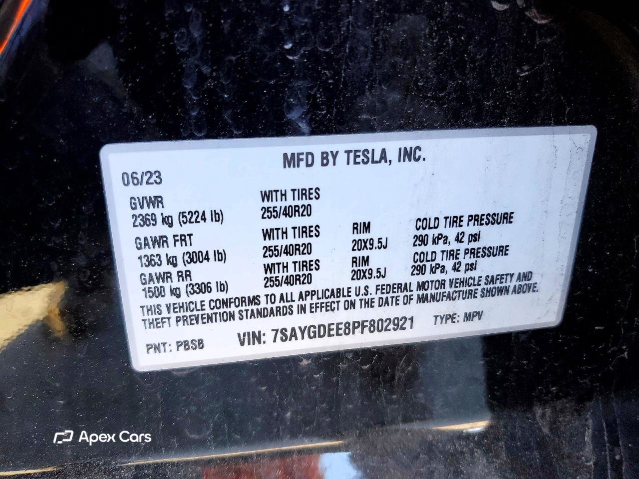 Tesla Model Y 2023