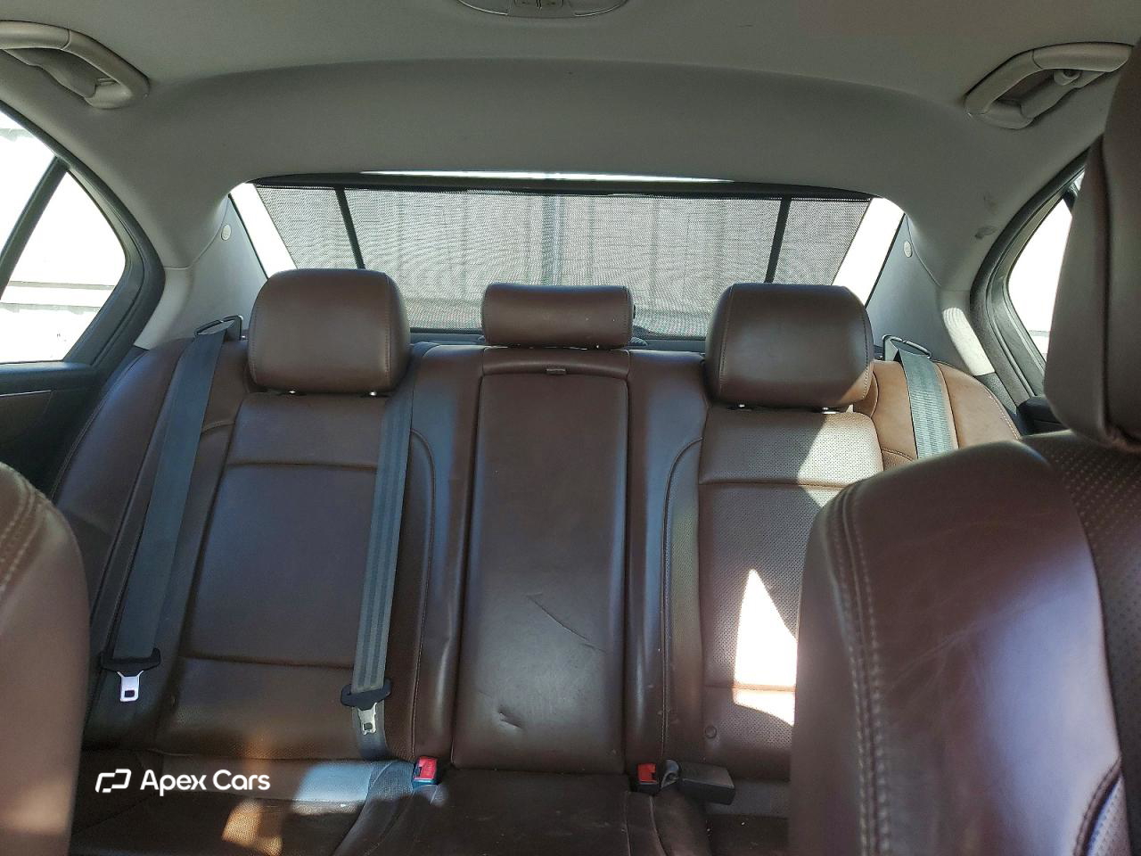 Hyundai Genesis 2013