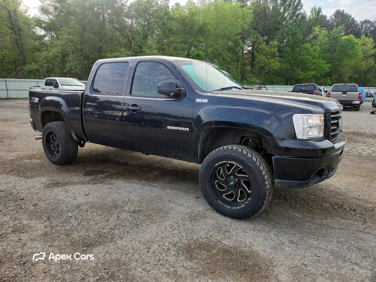 GMC Sierra 2011
