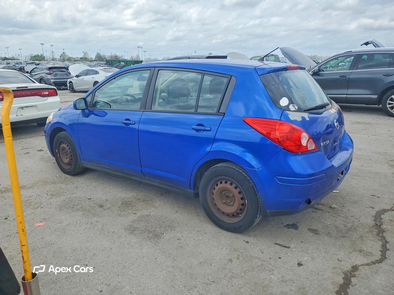 Nissan Versa 2011