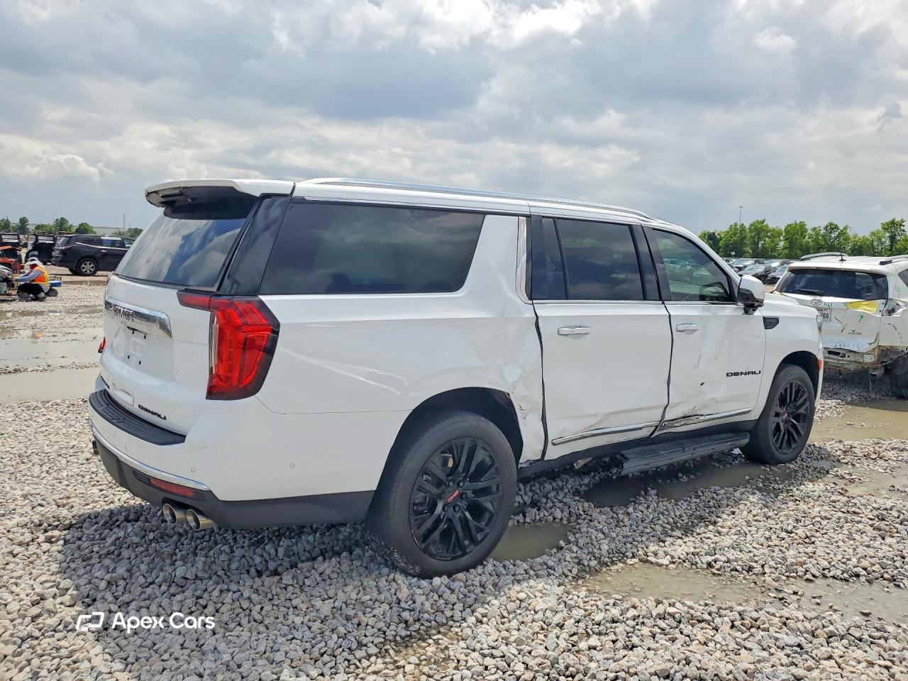 GMC Yukon 2023