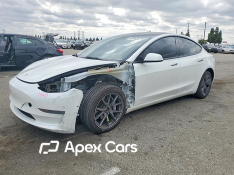 Tesla Model 3 2022 - Image 1 of 13