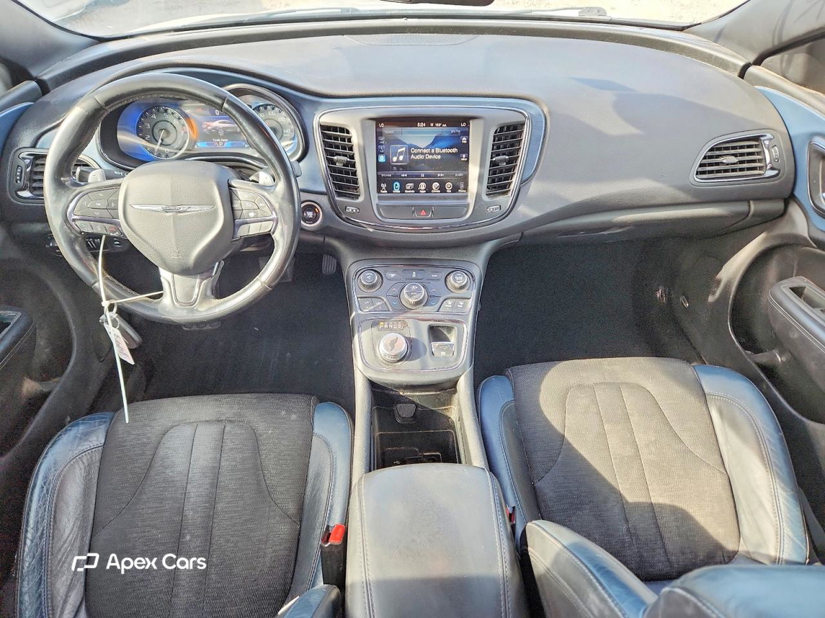 Chrysler 200 2015