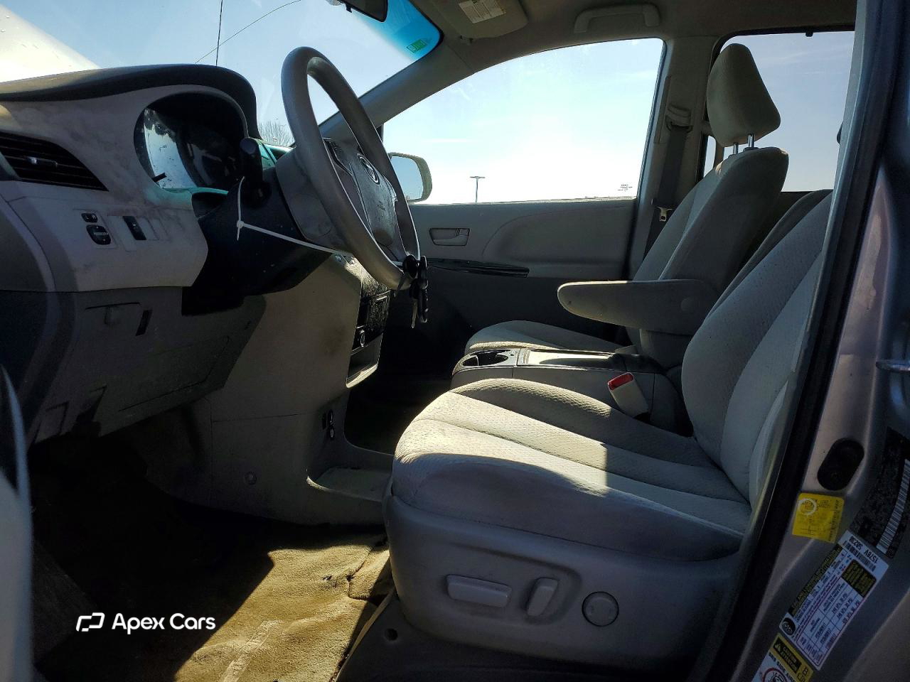 Toyota Sienna 2012