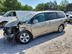 Toyota Sienna 2016