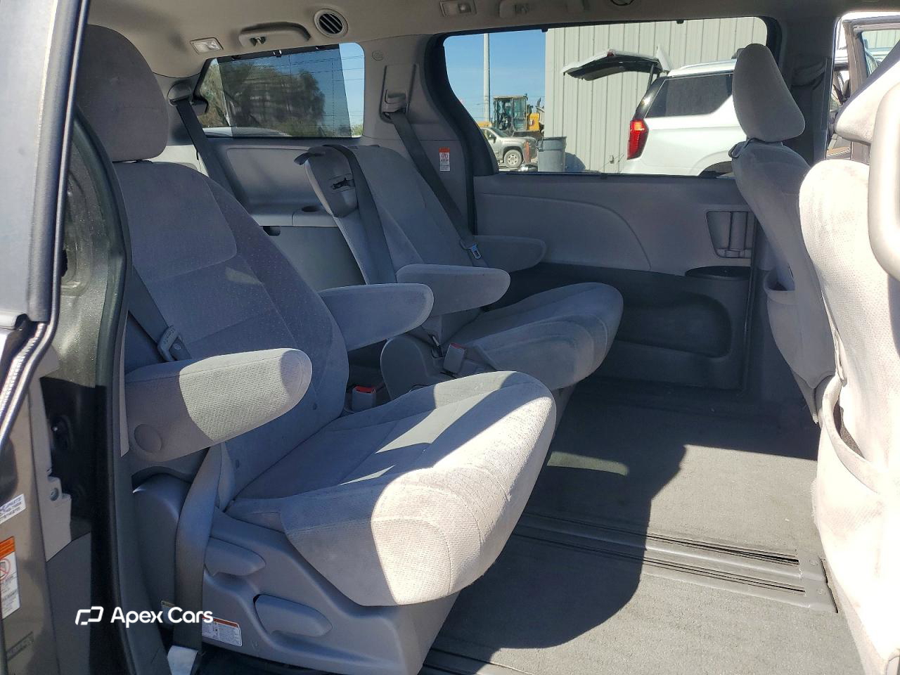 Toyota Sienna 2015