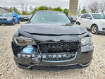 Chrysler 300 2019