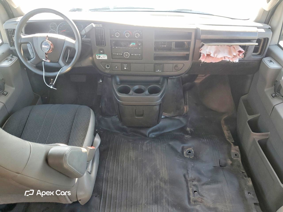 GMC Savana 2025